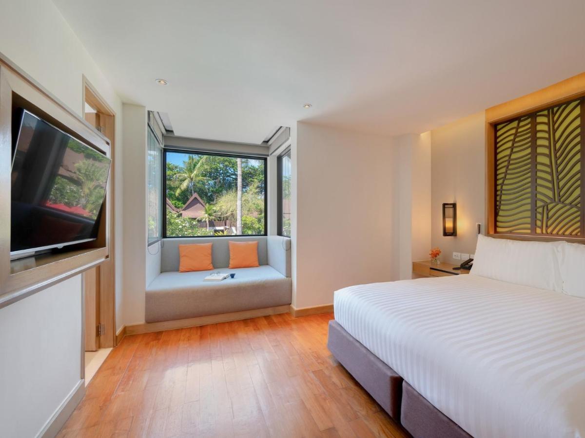Suite con 2 Camere da Letto e Vista Piscina